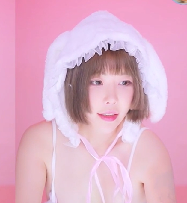 韩国BJ福利姬holymoly最新作品26v4.4g火爆收藏，百度ED2K独家下载