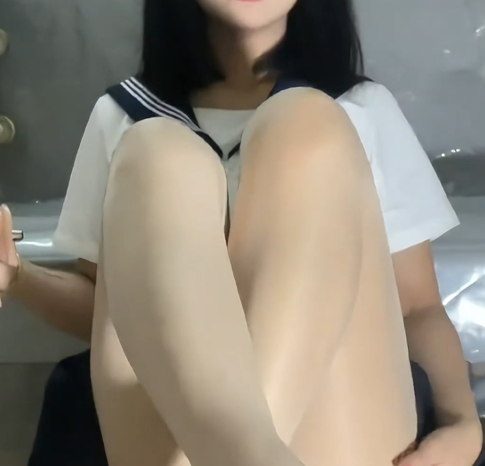 神秘KK震撼登场！170v65.1g高清视频，胖臀活塞机表演，新增2v，百度ED2K热议