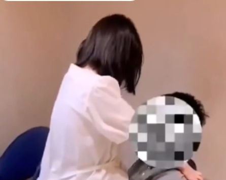 ROXY奴隶妻子与王八老公合集视频，33.6g精彩内容，补充收藏510！