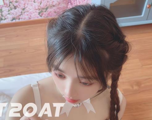 快手甜妹兔酱最新合集26V1.4G，颜值超高，自拍棒棒糖