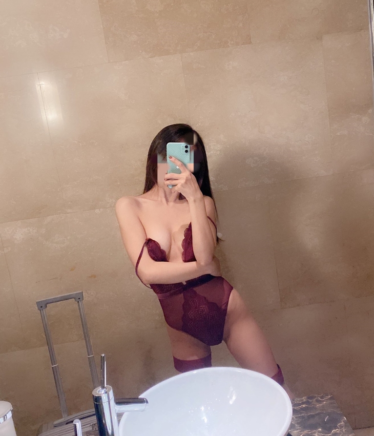 女神小狗Wisteriawon最新合集26V1.44G,收藏百度ED2K