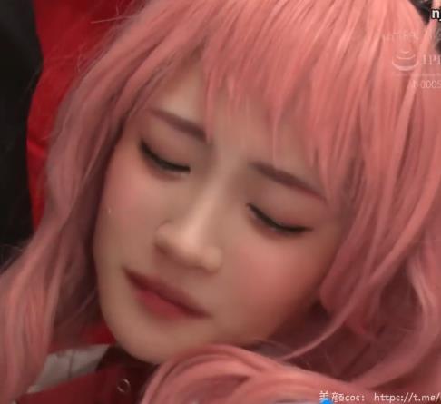 岛国电车高颜值阿尼亚COS最新合集1V700M，自拍爆火47分钟