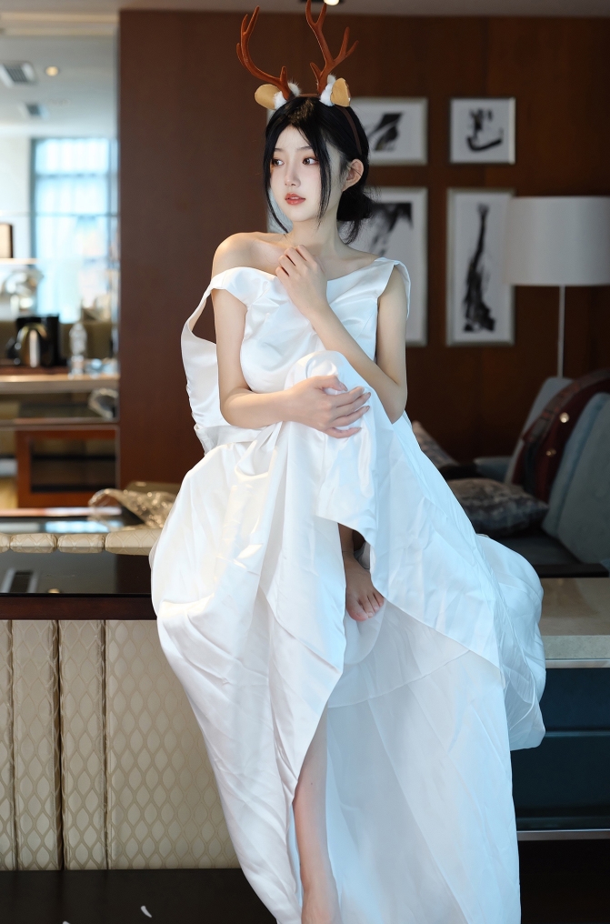 魔幻妖精抖叔顶级女神希威社最新合集28V862M，某处嫩模魔都高清720P版