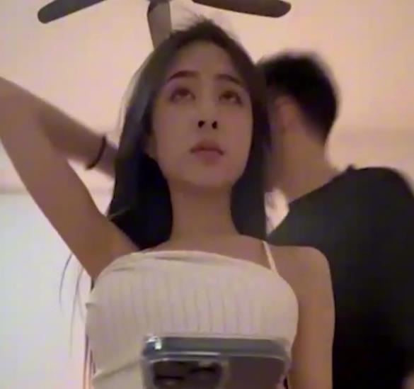 海外抖音女神知三当三最新合集1V896M，自拍资源