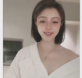 绿播成都感少妇天真大合集1V0.5G，甜美自拍