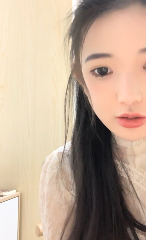 百度云ED2K小奈宿舍直播合集30部50.4G，某处透点湿布演示