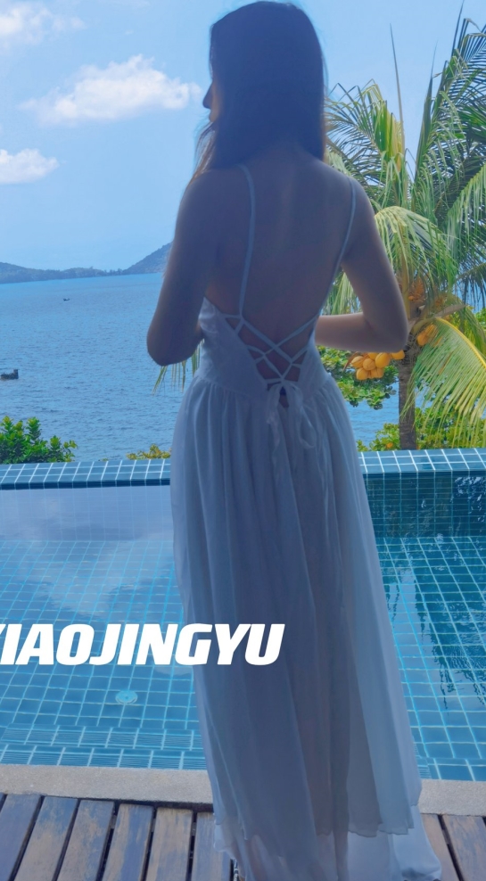 快手曼妃小雨福利视频合集82部13.4G，偶遇粉丝被舔脚