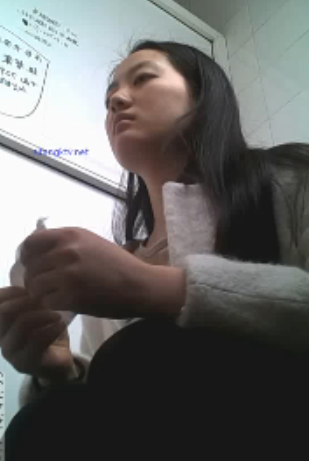 微博厕所门实拍门事件合集17G20部真会玩