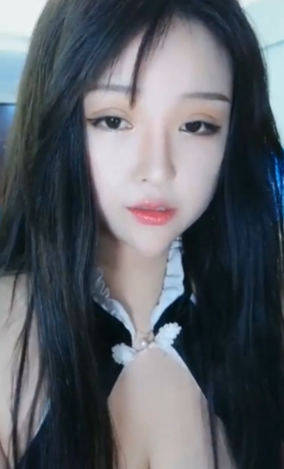 猪猪小宝私房珍藏46G推特优质身材合集展示