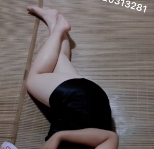 云盘家庭互动实拍视频4段1.35G剧情太顶了