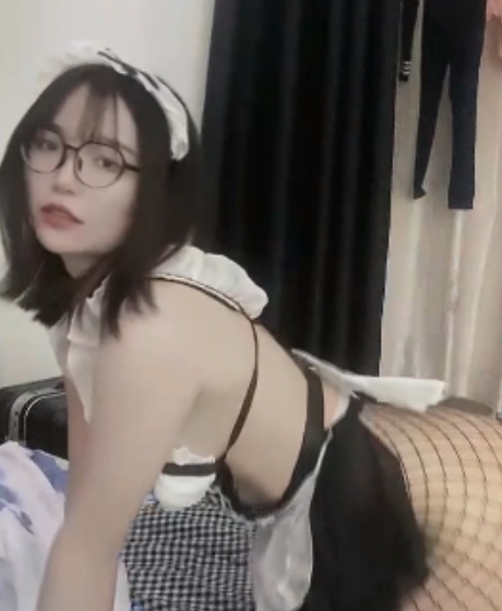 周周乖崽私拍珍藏版65部2.27G快手定制