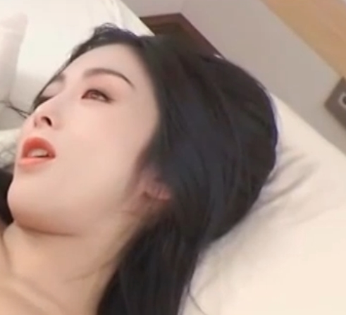 张敏绝版港风大罩杯视频1v364MB女神太顶了