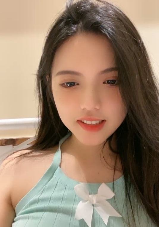 微信小辰吾妮学生妹深夜福利5v合集6.9G真实收录