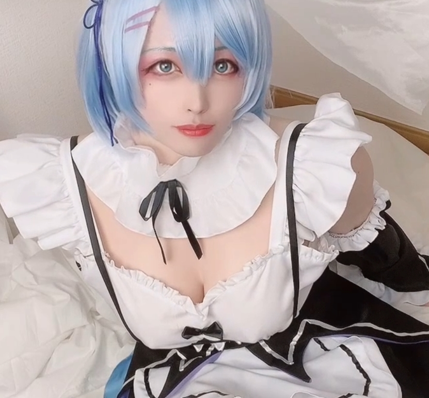 推特momo酱伪娘视频集10G88V惊人