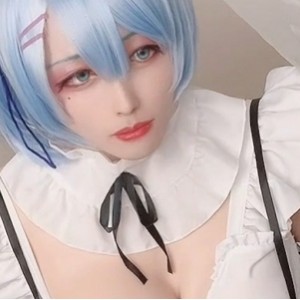 INSmomo酱伪娘视频66部10G绝密展示