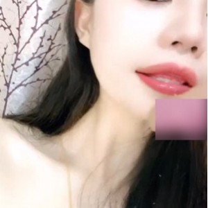 鱼鱼腿很长抖音热舞5V合集1.46G优质长腿扭动实录