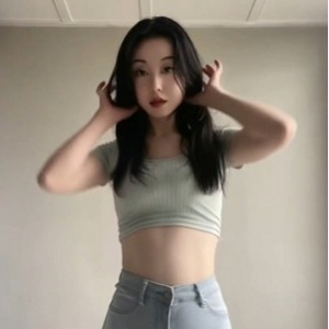 热舞定制六金141部16.5G推特超诱人