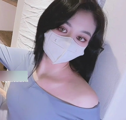 91不见星空白丝女仆后推蜜桃臀1V1.12G太翘了