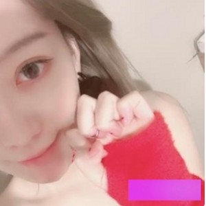 七彩女神苏小沫舞合集4V90G白皙粉嫩绝美诱惑