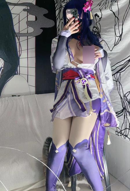 推特你的KK福利姬视图集243部长腿美艳188G