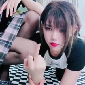 套路直播美离子m小狗指教4v合集1.05G纯欲可爱