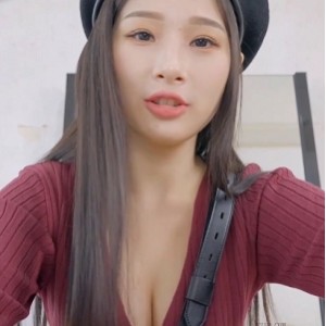 高颜值山峰美女JVID自拍146P+1V800MB太撩人