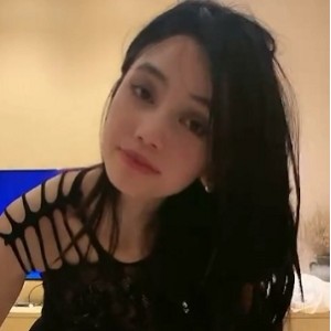 网盘393M御姐犬姿足奉玩到失守1V太勾人了